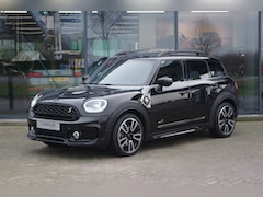 MINI Countryman - 2.0 Cooper S E 220 PK ALL4 John Cooper Works, Panoramadak, LED, 19" LM, Keyless, Camera, C