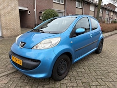 Peugeot 107 - 1.0-12V XS