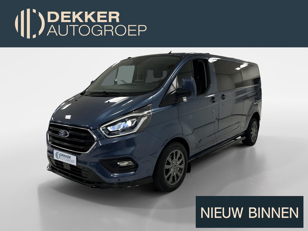 Ford Transit Custom - 300 2.0 TDCI L2H1 Limited DC 300 2.0 TDCI L2H1 Limited DC - AutoWereld.nl