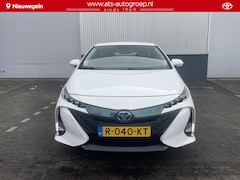 Toyota Prius - 1.8 Plug-in Executive | Trekhaak | Vol leder