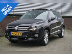 Volkswagen Tiguan - 2.0 TSI 4Motion Trekhaak 2200kg/Panodak /Navi/Rijklaarprijs