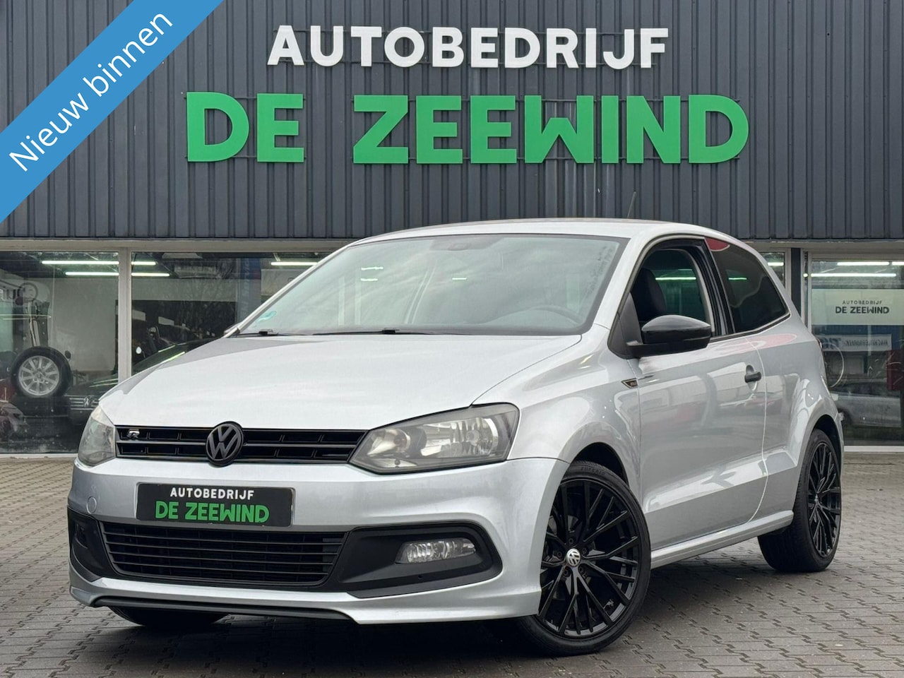 Volkswagen Polo - 1.2 R-LIne|Apple carplay|3D|Nieuw APK - AutoWereld.nl