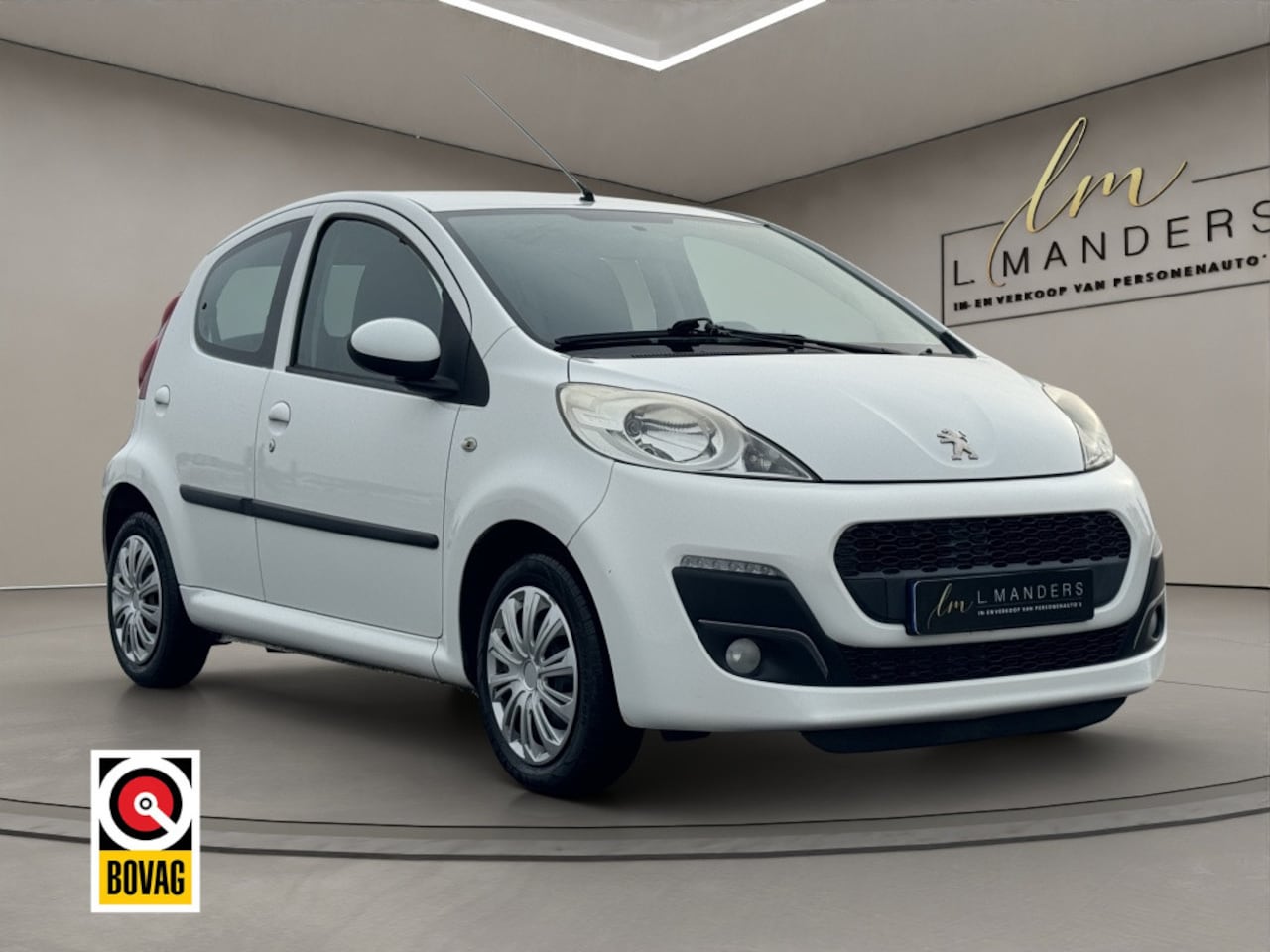 Peugeot 107 - 1.0 Active 2013 WIT | 5-deurs | Benzine | NL | Airco - AutoWereld.nl