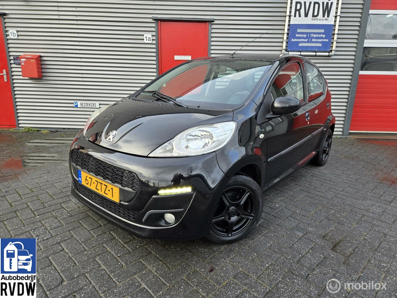 Peugeot 107 - 1.0 Black & Silver - AutoWereld.nl