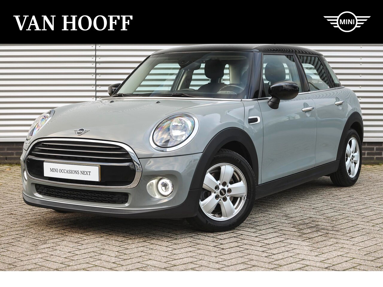 MINI Cooper - Hatchback Salt / Cruise Control / Navigatie / Multifunctioneel stuurwiel / Airco - AutoWereld.nl