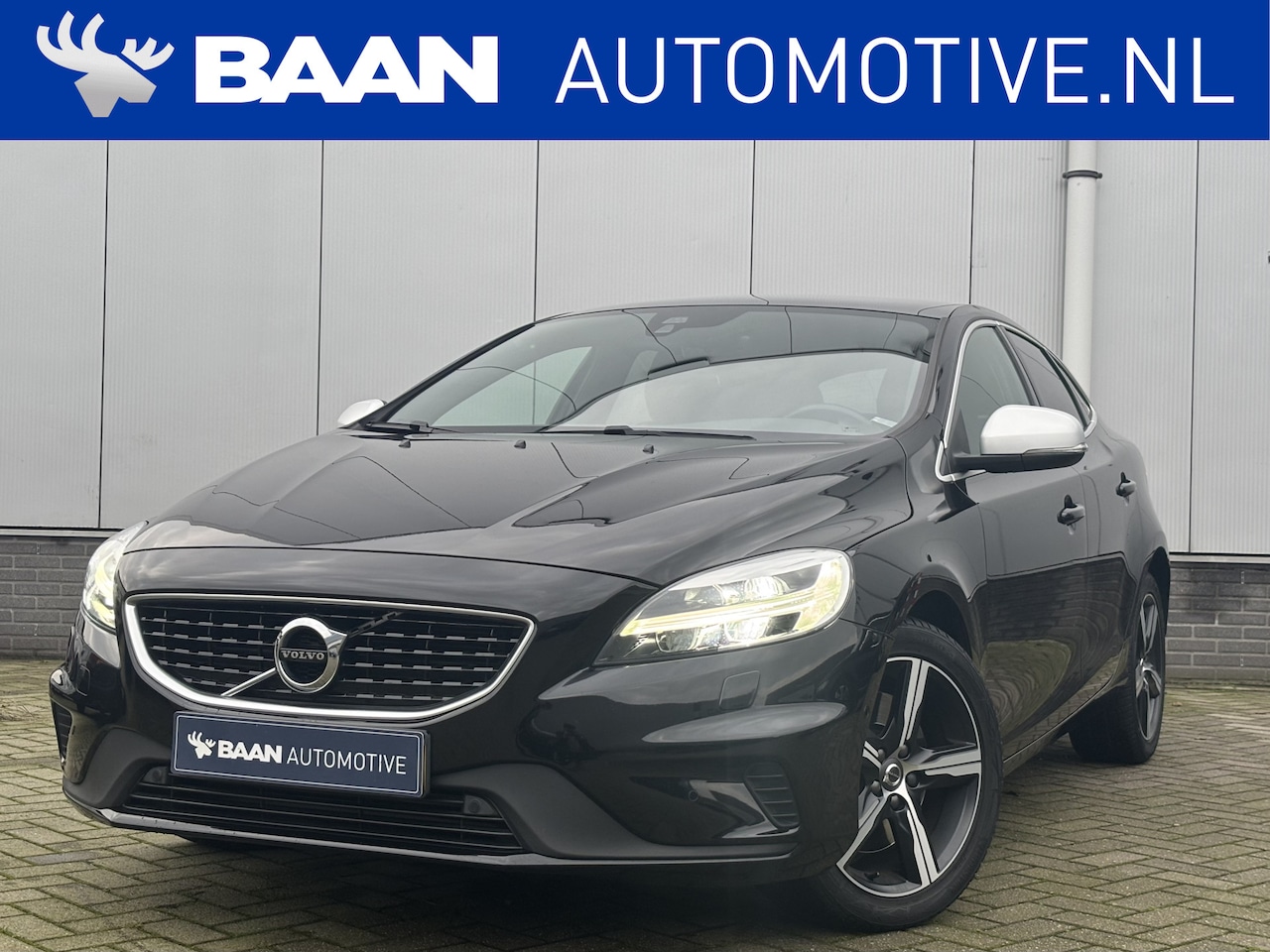 Volvo V40 - 1.5 T3 Polar+ Sport | Pano | Harman/Kardon | R-design | Elek. stoel - AutoWereld.nl