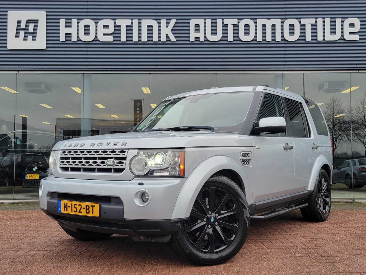 Land Rover Discovery - 5.0 V8 HSE | Pano | Afn trekhaak | Stuurwielverwarming - AutoWereld.nl