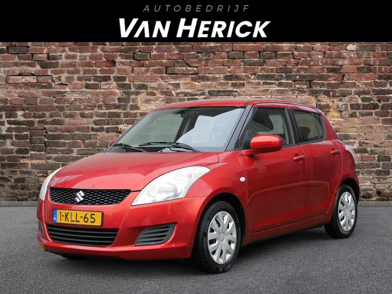 Suzuki Swift - 1.2 Comfort 5-Deurs | Airco | Navi | Bluetooth - AutoWereld.nl