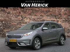 Kia Niro - 1.6 GDi Hybrid First Edition Automaat | Apple Carplay | Camera | Navi | Trekhaak