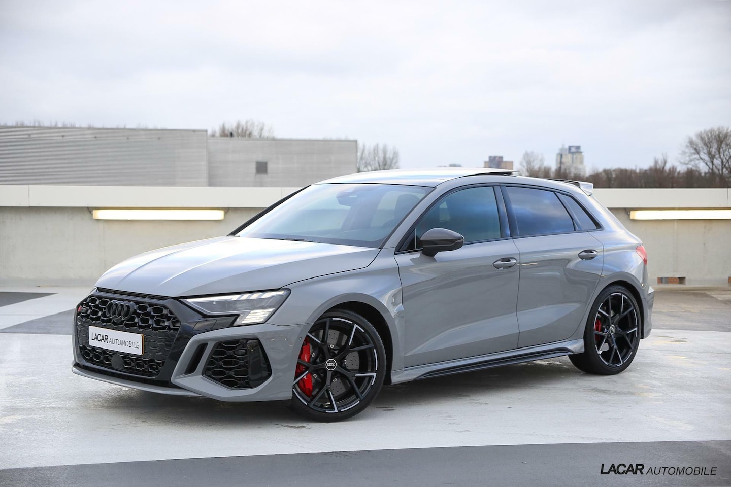 Audi RS3 - Sportback 2.5 TFSI quattro I Akrapovic I Keramisch I Carbon - AutoWereld.nl