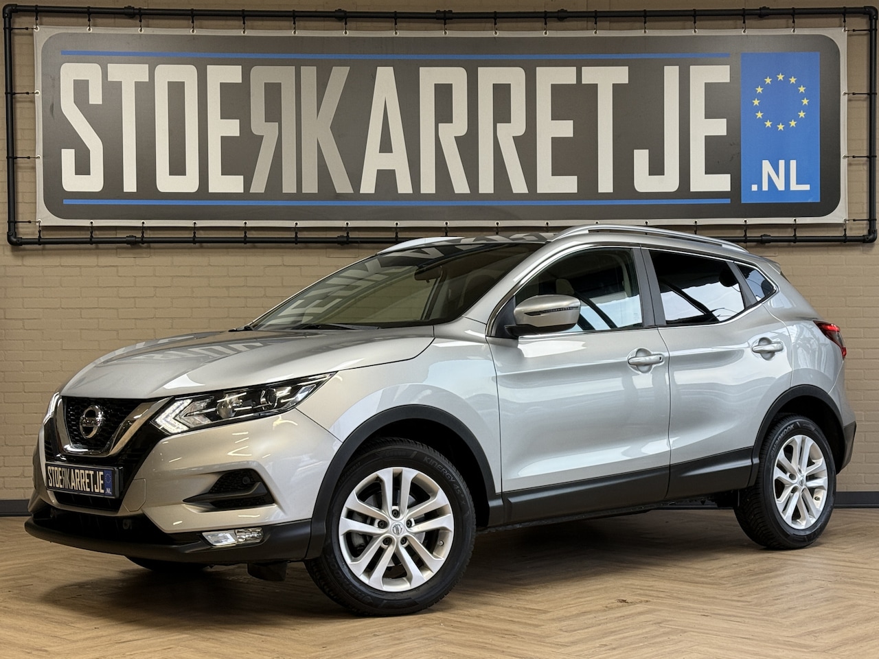 Nissan Qashqai - 1.3 DIG-T 140pk | Business Edition | Navi | Camera | 17 inch | Clima | PDC V+A | Volledig - AutoWereld.nl