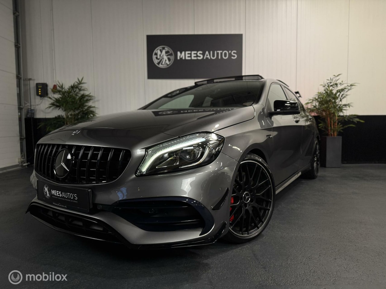 Mercedes-Benz A-klasse - AMG 45 4MATIC|Pano|HK-Audio|Cam.|BLIS|381 - AutoWereld.nl