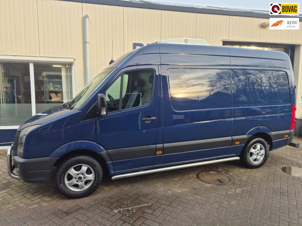 Volkswagen Crafter - 35 2.0 TDI L2H2 BM DC 35 2.0 TDI L2H2 BM DC koelwagen - AutoWereld.nl