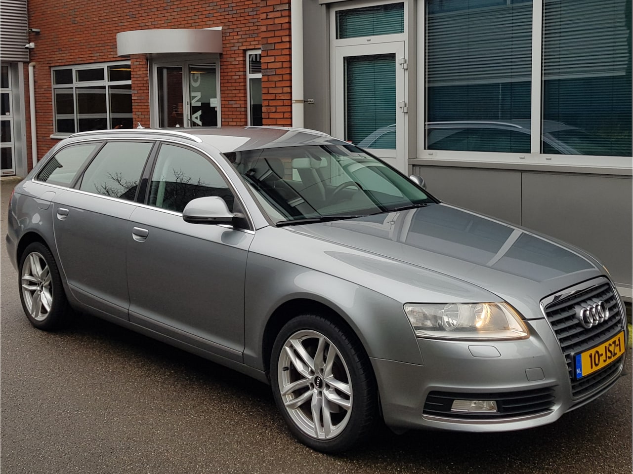 Audi A6 Avant - 2.0 T Aut Navi Leder Trekhaak 18" Ecc - AutoWereld.nl