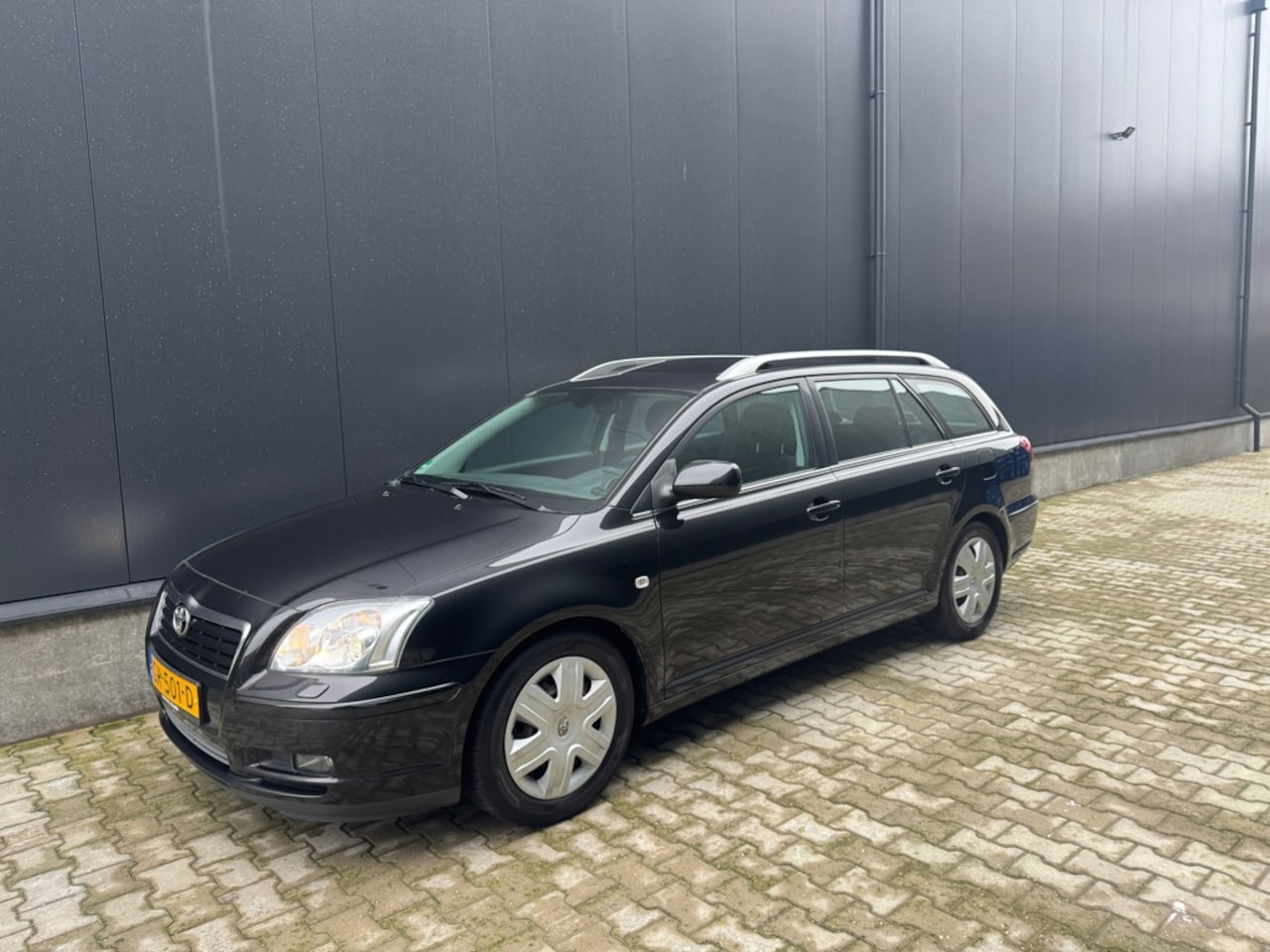 Toyota Avensis Wagon - 2.0 VVTi Linea Sol 2.0 VVTi Linea Sol NIEUWE APK - AutoWereld.nl