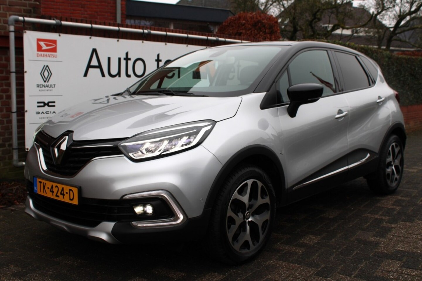 Renault Captur - TCe 90 pk Intens camers/dode hoek waarsch./parkeerass. - AutoWereld.nl