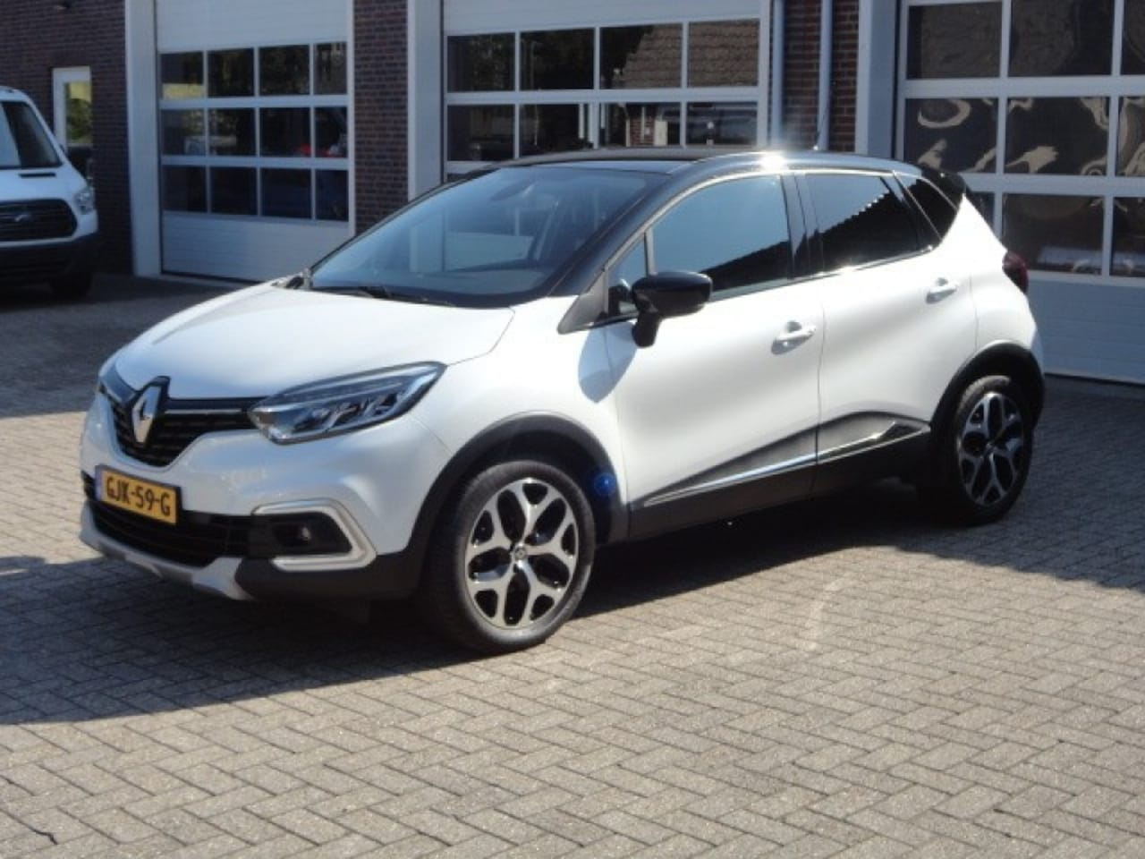 Renault Captur - 1.3 TCe Intens Navi, Camera ,Clima , Lmv , Pdc voor en achter - AutoWereld.nl