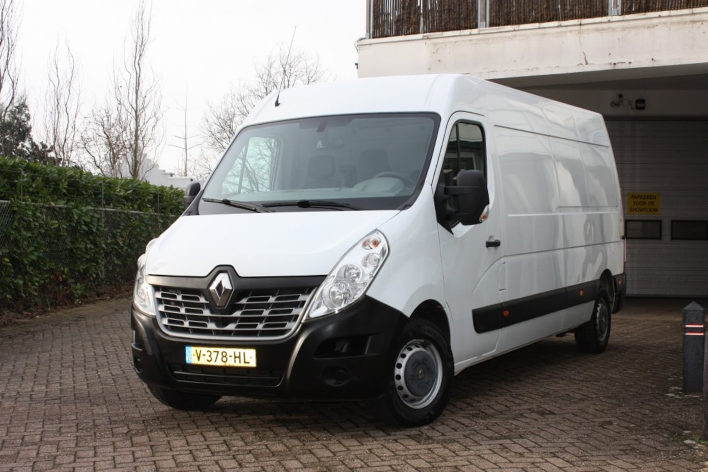 Renault Master - T35 2.3 dCi L3H2 T35 2.3 dCi L3H2 - AutoWereld.nl