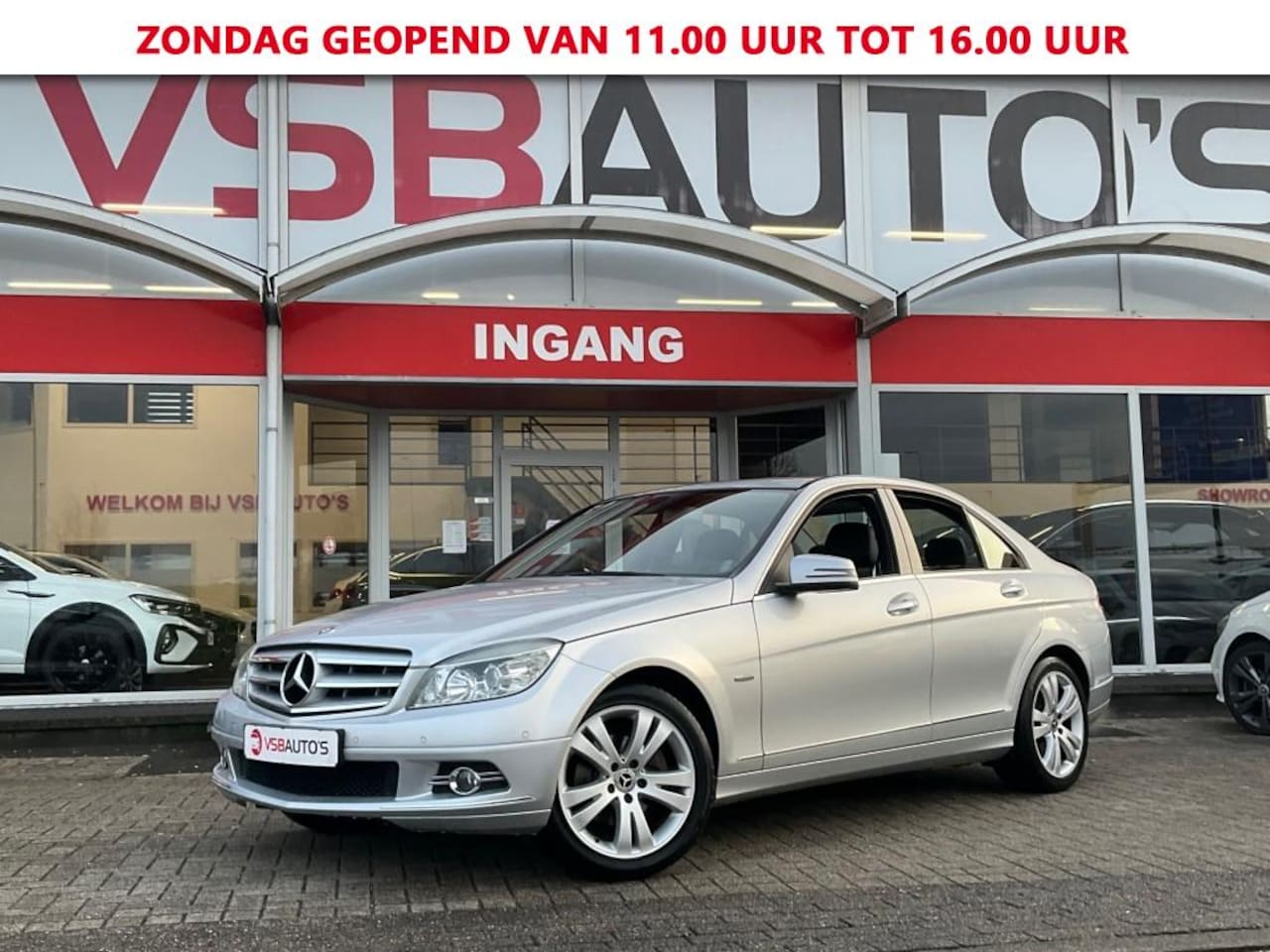 Mercedes-Benz C-klasse - C 180 CGI AUT. 155PK NAVIGATIE TREKHAAK AIRCO LMV PDC - AutoWereld.nl