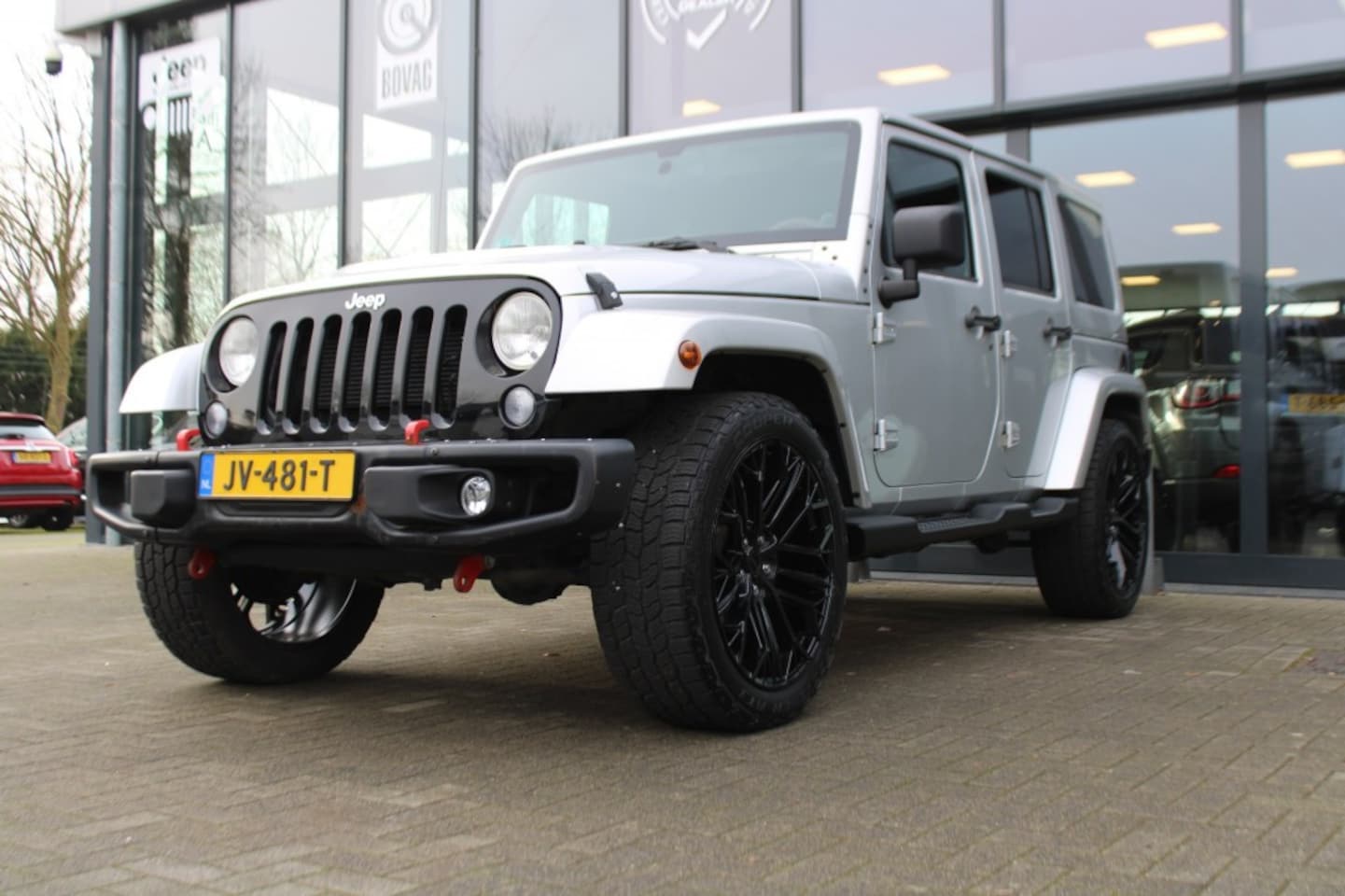 Jeep Wrangler Unlimited - 3.6i V6 4x4 JK Unlimited SAHARA / Leder Bruin / Hardtop in kleur - AutoWereld.nl