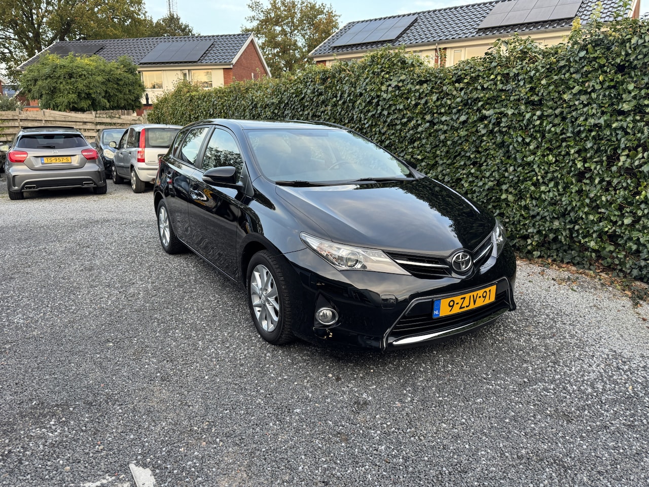 Toyota Auris - 1.3 Now | Autom. Airco | Cruise Control | LMV | Elekt. Ramen | Dealer onderhouden | 1e Eig - AutoWereld.nl