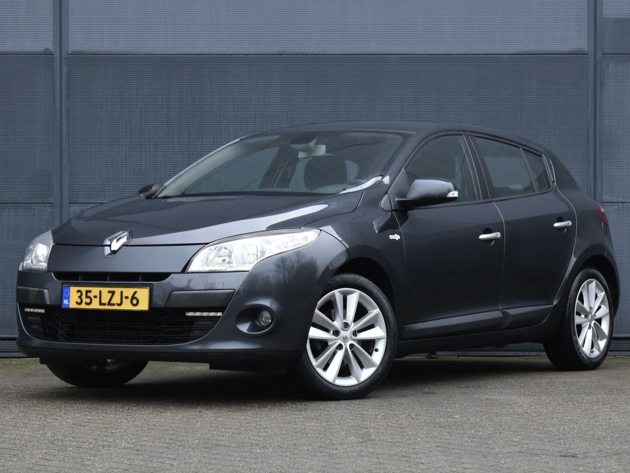 Renault Mégane - 1.4 TCe Dynamique |NW.APK|NAVI|CLIMATE|CRUISE|TREKHAAK - AutoWereld.nl