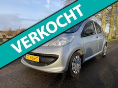 Peugeot 107 - 1.0-12V XR Uniek lage km stand