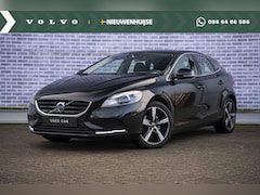 Volvo V40 - 2.0 T2 Nordic+ | Trekhaak | Standkachel | Actieve Bochtverlichting | Verwarmbare Voorruit