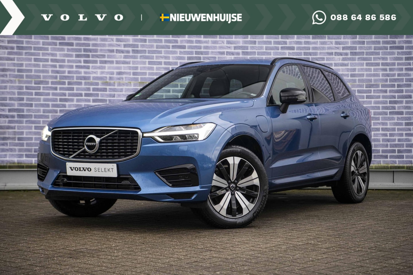 Volvo XC60 - 2.0 Recharge T8 AWD R-Design | Bowers & Wilkins | Parkeer Camera | Donker Glas | Gelaminee - AutoWereld.nl