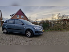 Kia Rio - 1.4 X-tra .