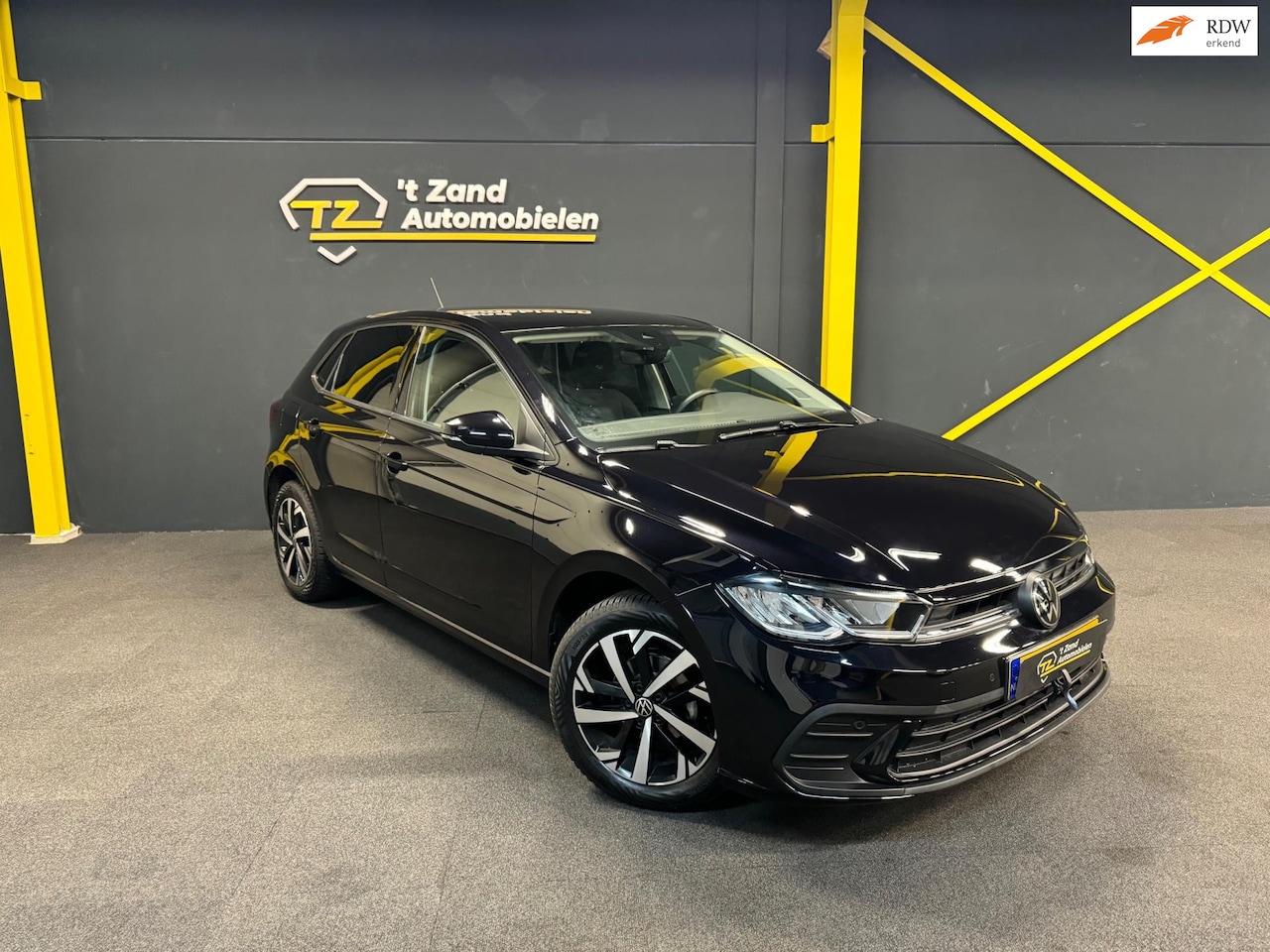 Volkswagen Polo - 1.0 TSI Life Business Virtual | Clima | CarPlay | NAP | 6-Bak | Stoelverwarming - AutoWereld.nl