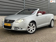 Volkswagen Eos - 2.0 TDI Cabrio AUTOMAAT LEER NAVI CRUISE