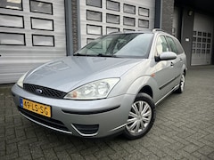 Ford Focus Wagon - 1.6 16V Centennial Airco Rijdt top