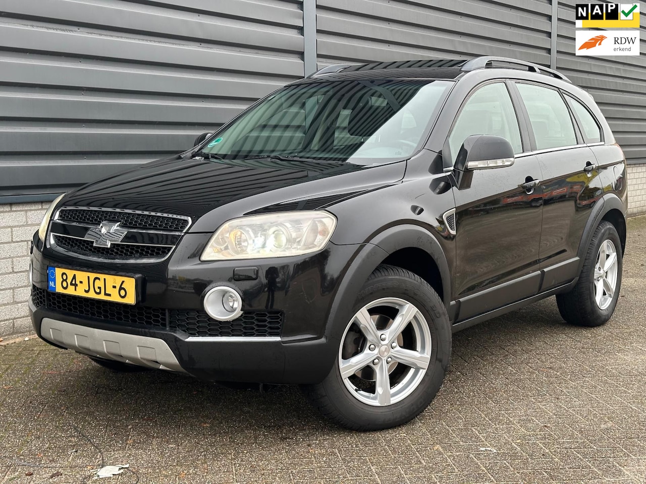 Chevrolet Captiva - 3.2i Executive Limited Edition 7 persoons - AutoWereld.nl