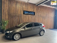 Ford Focus - 1.5 Titanium AUTOMAAT, Pdc, Clima, Navi