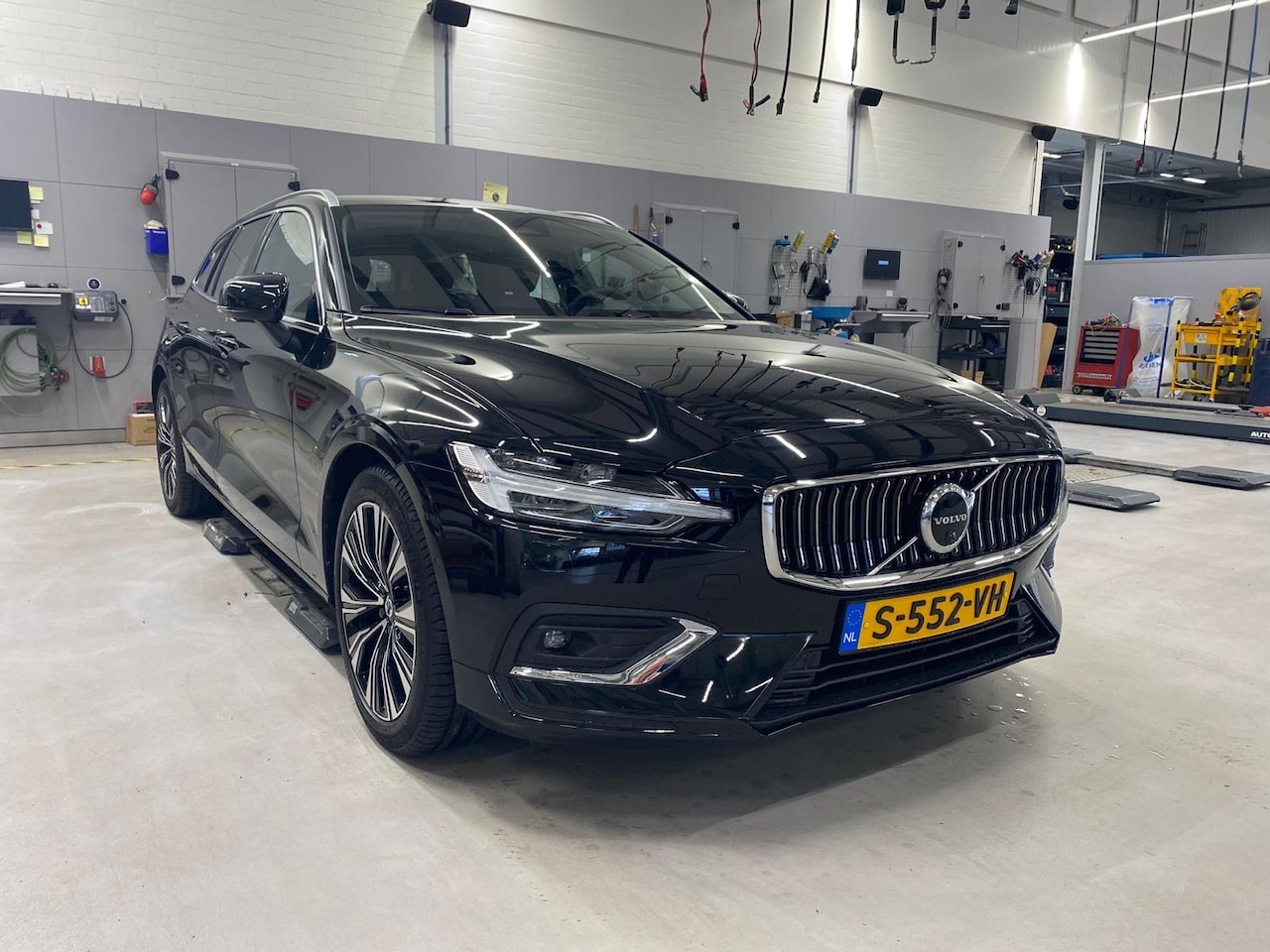 Volvo V60 - 2.0 B4 Plus Bright - AutoWereld.nl