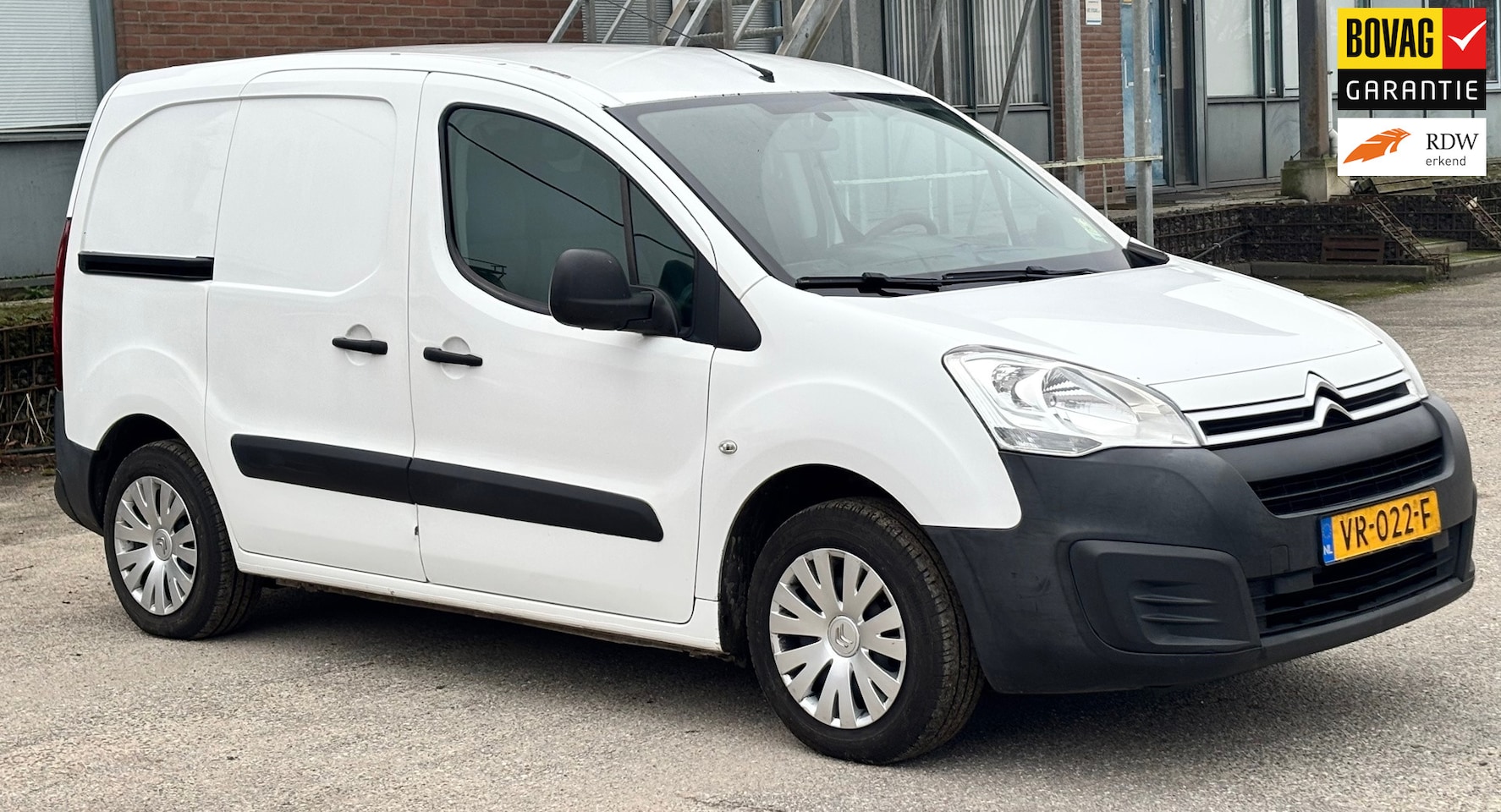 Citroën Berlingo - 1.6 BlueHDI 100 Club AIRCO EURO6 - AutoWereld.nl