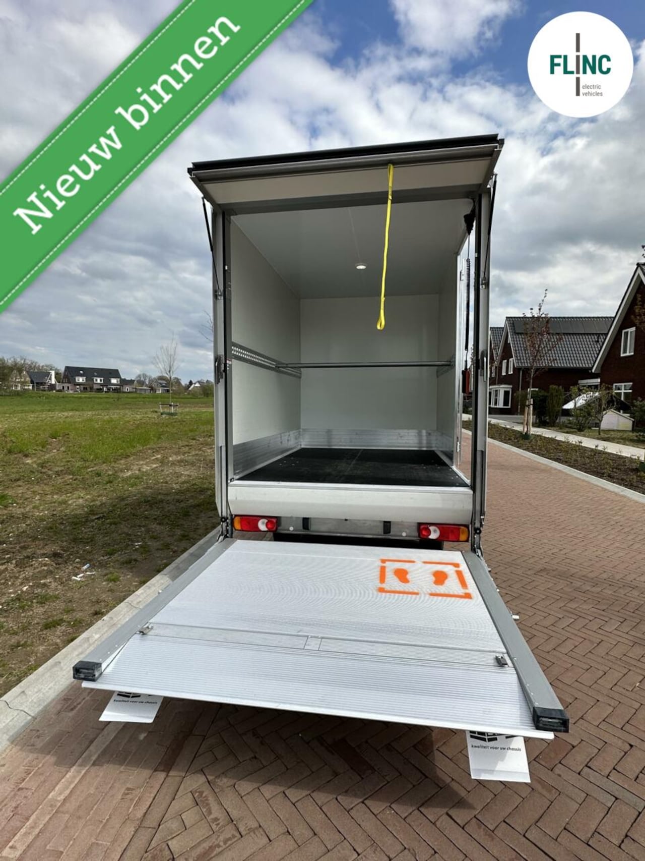 Cenntro Logistar - 200 L200 bakwagen met dHollandia laadklep - AutoWereld.nl