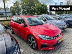 Volkswagen Golf - 2.0 TSI GTI | Airco | parkeersensoren Voor/achter | Cruise Control | 18 Inch Velgen |