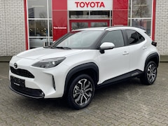 Toyota Yaris Cross - HYBRID 115 FIRST EDITION+ STOEL/STUURVERW NAVI KEYLESS APLE/ANDROID CAMERA 17" LM-VELGEN C