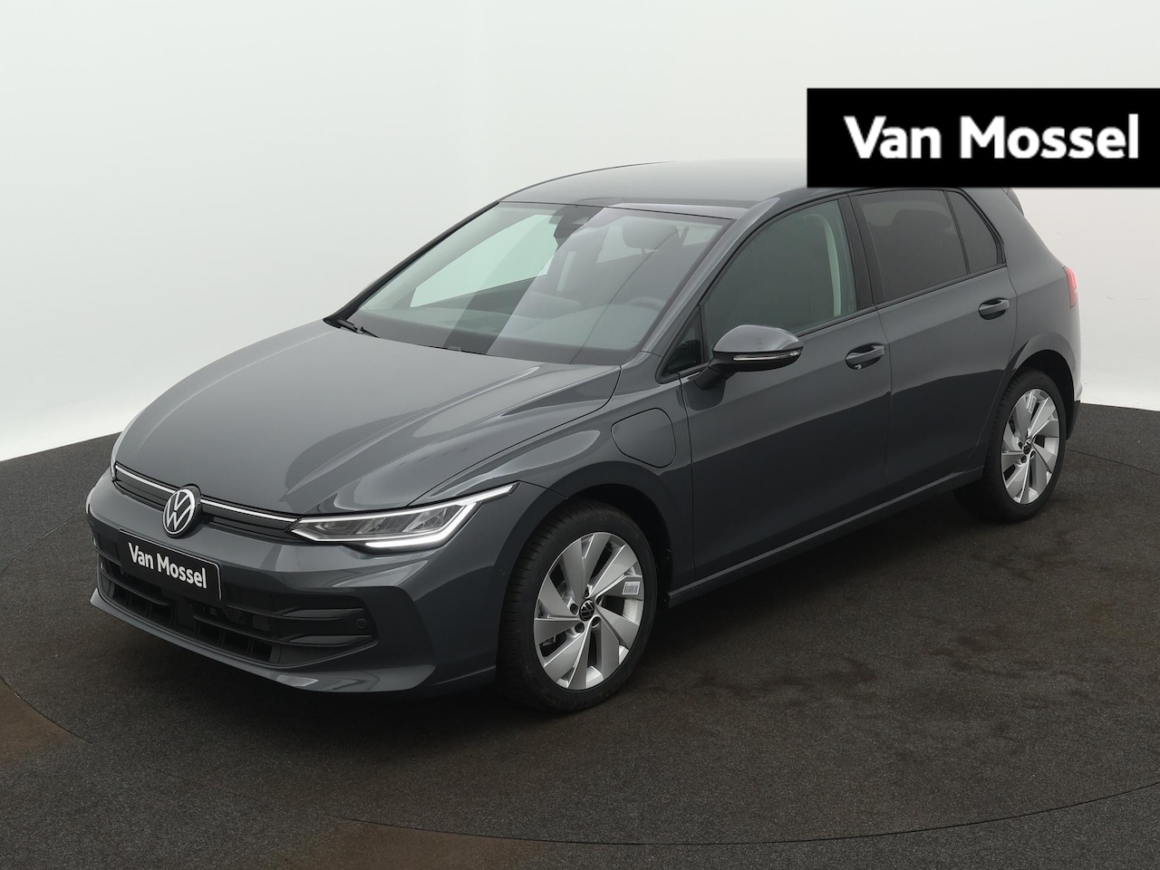 Volkswagen Golf - 1.5 eHybrid Life Edition 204 PK Automaat | Plug in Hybride | Apple Carplay | Navigatie | P - AutoWereld.nl