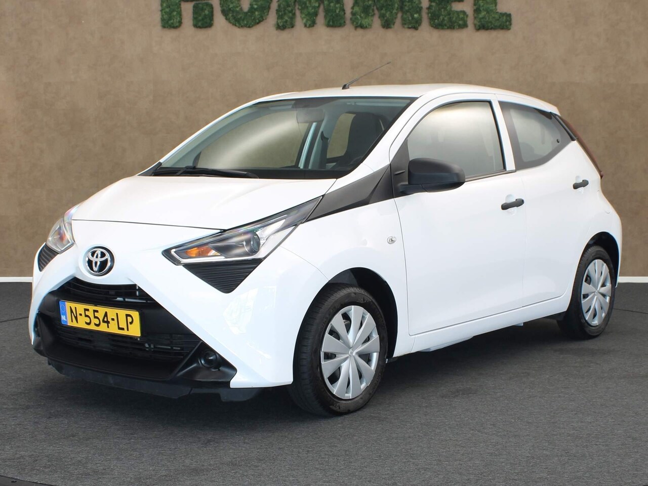 Toyota Aygo - 1.0 VVT-i x-fun - ORIGINEEL NEDERLANDSE AUTO - AIRCO - BLUETOOTH - SNELHEIDSBEGRENZER - AU - AutoWereld.nl