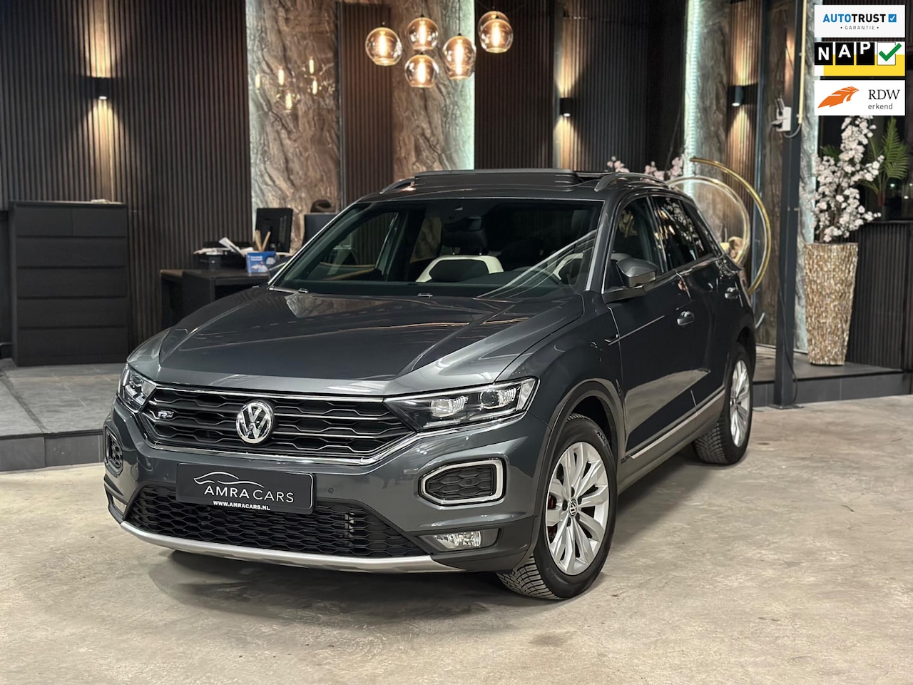 Volkswagen T-Roc - 1.5 TSI R-Line|PANO|FULL OPTION! - AutoWereld.nl