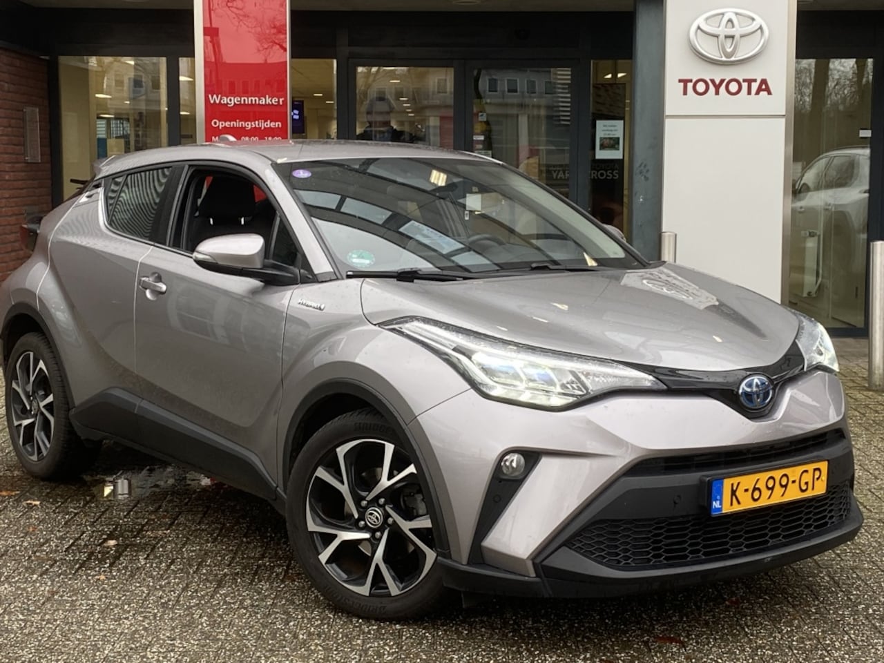 Toyota C-HR - 1.8 Hybrid Dynamic NLAuto NAV LM CV Clima Apple CarPlay Keyless - AutoWereld.nl