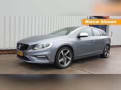 Volvo V60 - 2.0 D3 150 pk R-Design Automaat