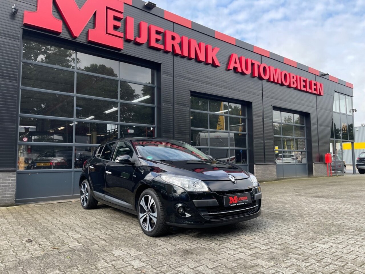 Renault Mégane - 1.4 TCE BOSE BJ.2012 NAVI AIRCO - AutoWereld.nl