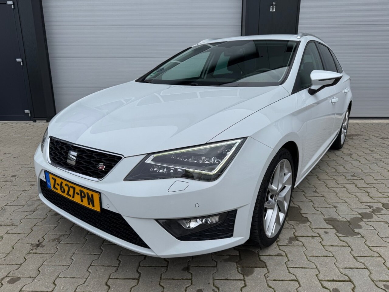 Seat Leon - 1.4 ECO TSI FR / Apple Carplay / Android auto / Afneembare trekh - AutoWereld.nl