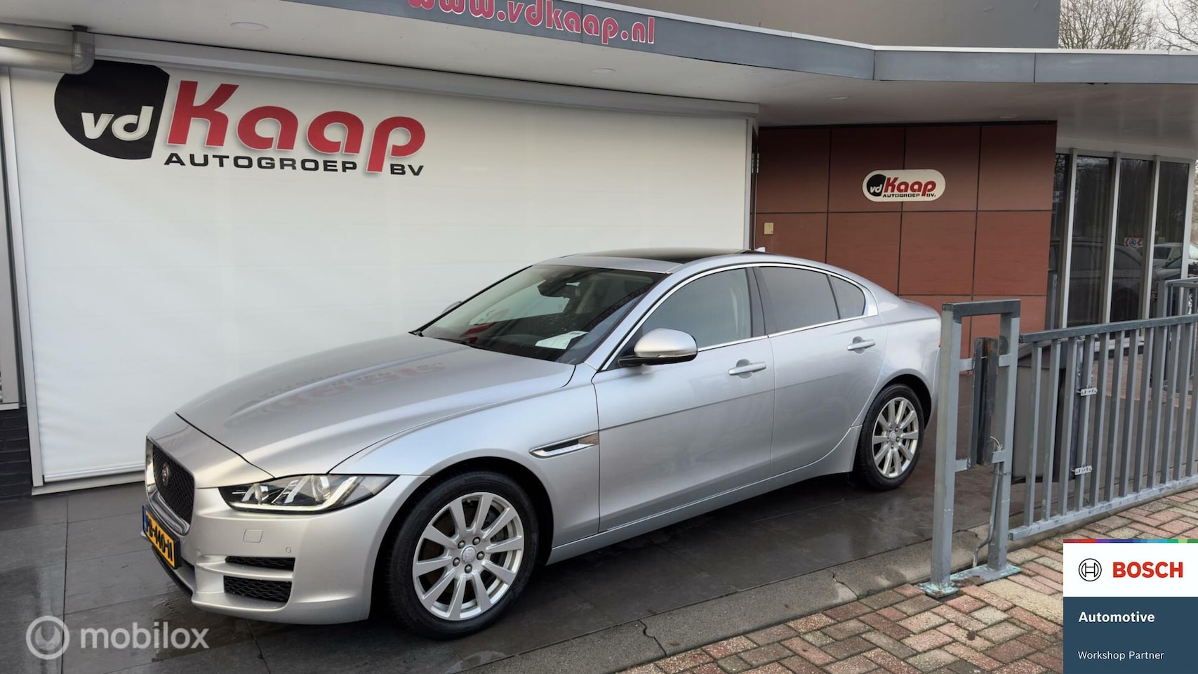 Jaguar XE - 2.0 D Prestige 2.0 D Prestige - AutoWereld.nl