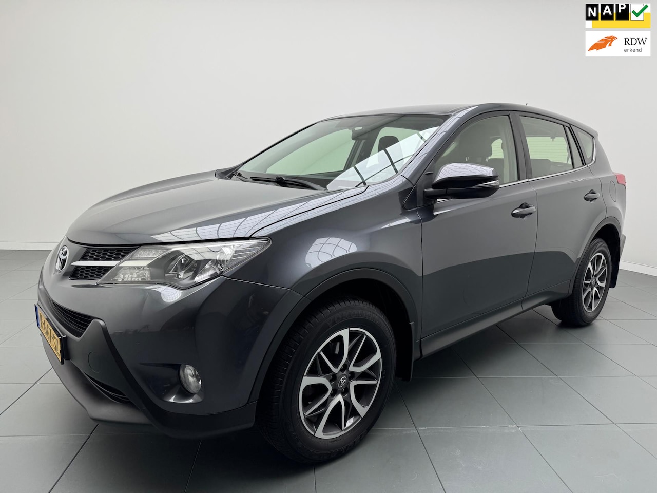 Toyota RAV4 - 2.0D Dynamic 124 Pk Airco Navi Pdc 155 dkm Nap 1e Eig. - AutoWereld.nl