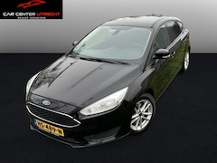 Ford Focus - 1.5 TDCI Trend Edition AIRCO 6VERSN ZEER NETJES